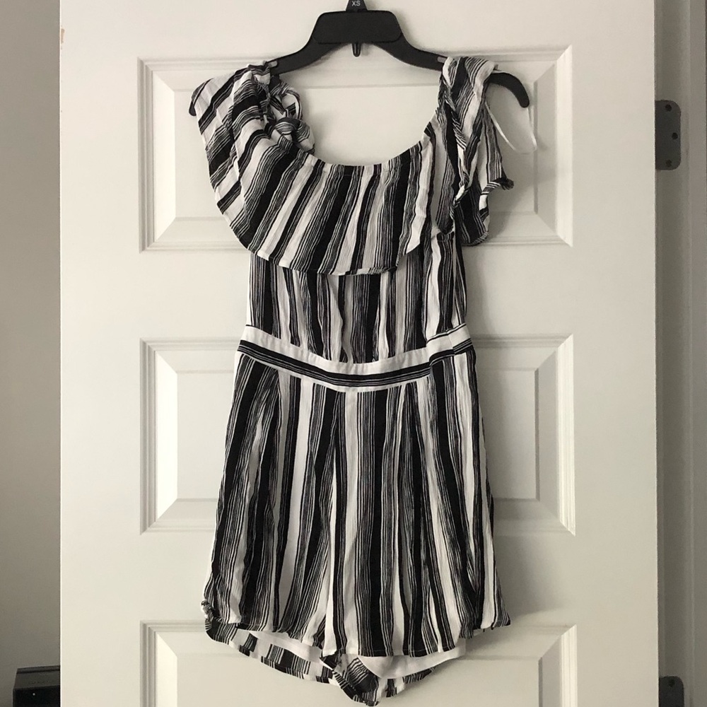 Black and White off the shoulder Romper